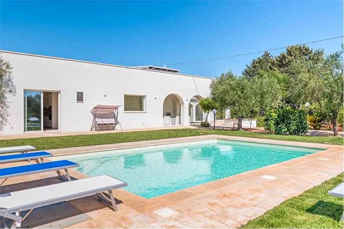 Casa con 5 locali in vendita in Contrada Camastra Ostuni, Ostuni