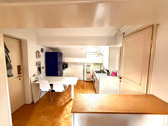 Appartamento monolocale in affitto in Piazza Sant'Agostino, Corso Genova, Milano