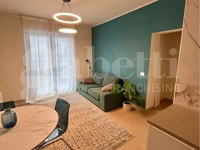 Appartamento trilocale in vendita in Zona Scuole, Trofarello