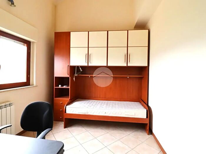 Appartamento trilocale in vendita in Via Pressio Colonnese, Terni