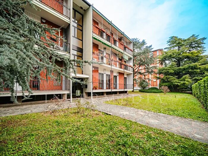 Appartamento quadrilocale in affitto in Via Senatore Diogene Valotti, Brescia