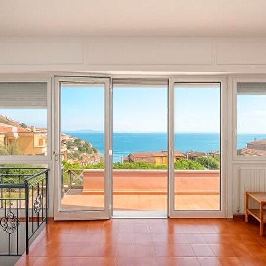 Appartamento quadrilocale in vendita in Via del Sole, Monte Argentario