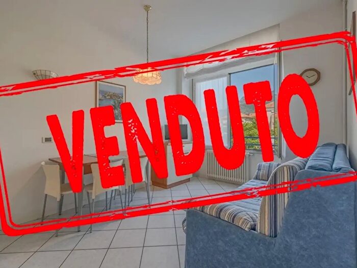 Appartamento bilocale in vendita in Via Como, Loano