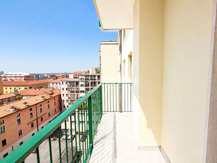 Appartamento bilocale in vendita in Via XX Settembre, Brescia