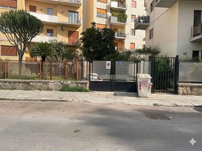 Appartamento in vendita in Viale delle Magnolie a, Palermo