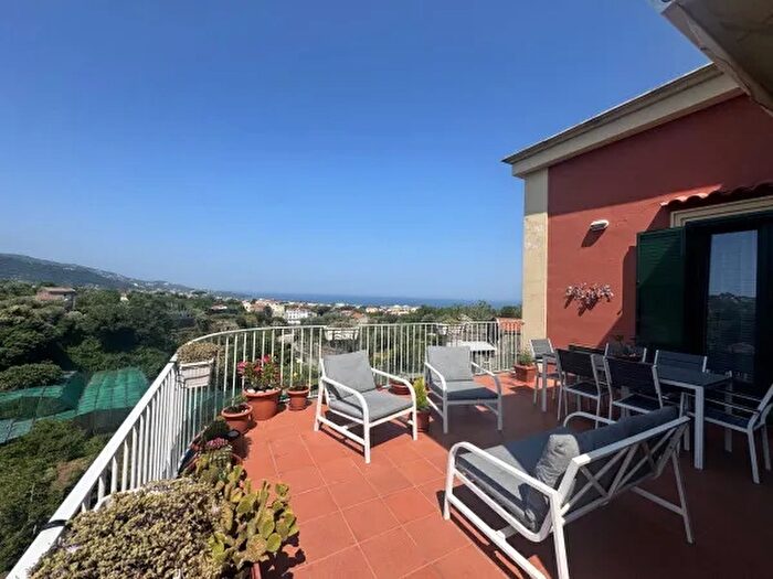 Appartamento trilocale in vendita in Meta