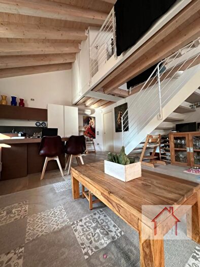 Appartamento con 5 locali in vendita in Corso Mazzini, Montebelluna