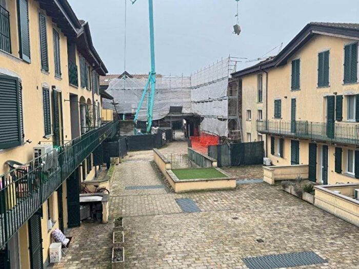 Appartamento monolocale in affitto in Via Libertà, Centro, Gropello Cairoli