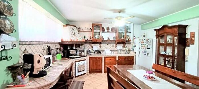 Casa con 6 locali in vendita in Via Loreto SNC, Acireale