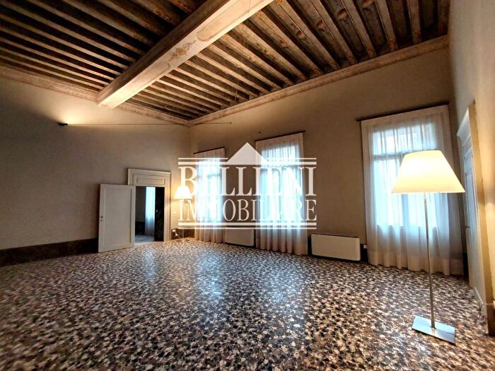 Appartamento bilocale in affitto in Ponte degli Angeli, Centro Storico, Vicenza