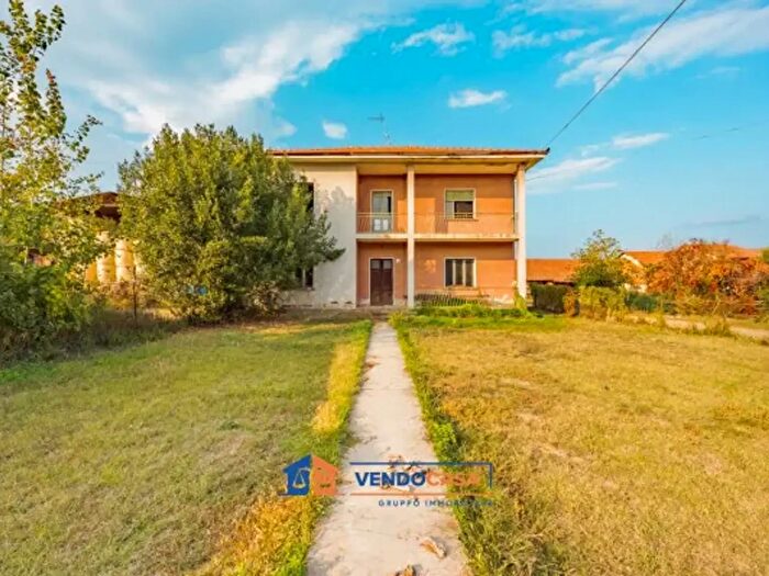Casa con 6 locali in vendita in Via Marene, Cervere