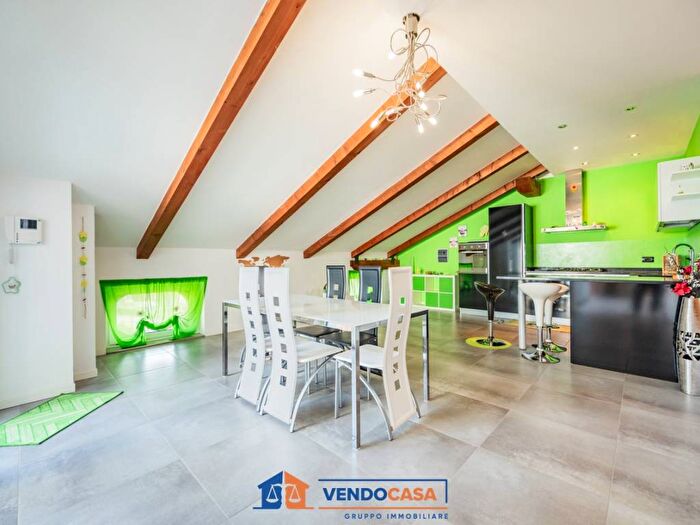 Case in Vendita e in Affitto - 3