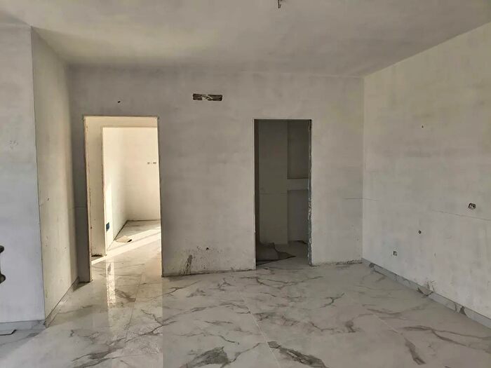 Appartamento trilocale in vendita in Solarino