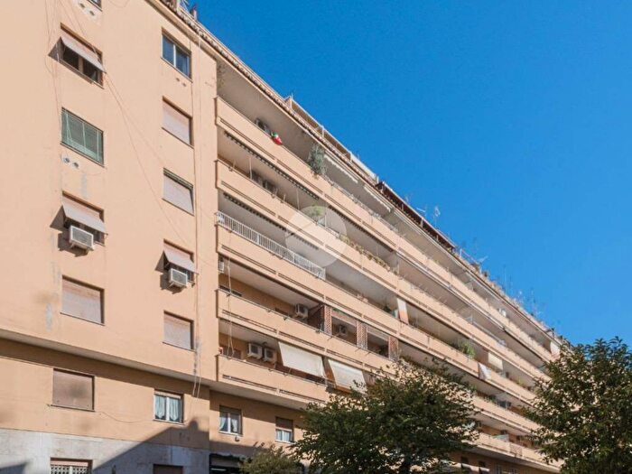 Appartamento trilocale in affitto in Via Tigrè, Africano Villa Chigi, Roma
