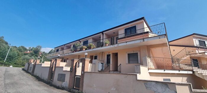 Appartamento con 5 locali in vendita in Via Umberto Parricchi a, Anticoli Corrado