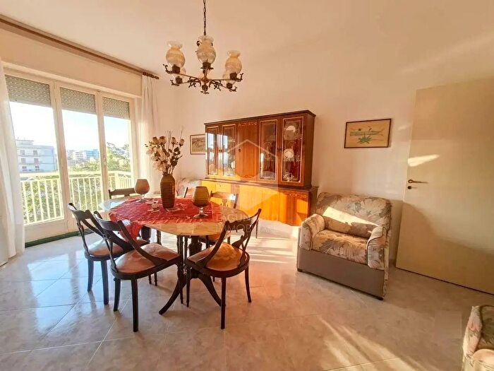 Appartamento trilocale in vendita in Via Castelvetrano, Mazara Del Vallo