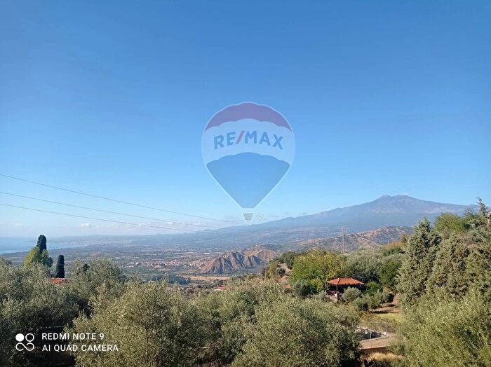 Casa bilocale in vendita in Contrada Trupiano, Castelmola