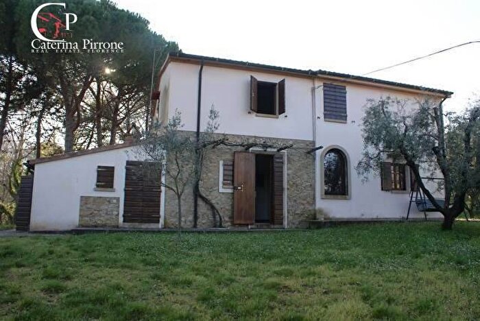 Casa con 7 locali in vendita in Via di Fonte Marina, Montescudaio