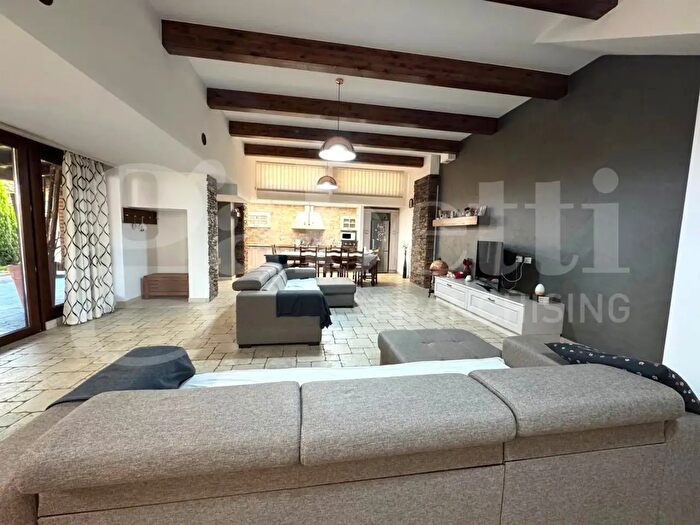 Appartamento quadrilocale in vendita in Via Aldo Moro m, Marino