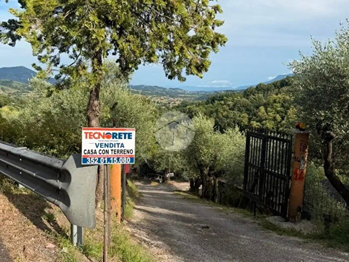 Casa trilocale in vendita in Via Mole, Paliano