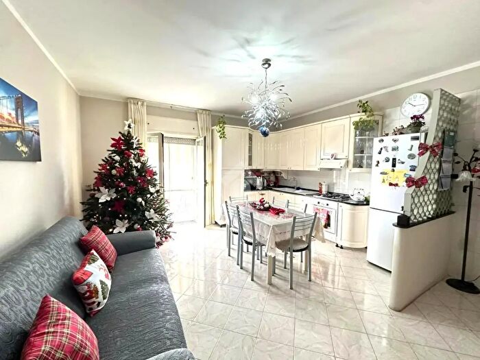 Appartamento quadrilocale in vendita in Via Domenico Catalano, Scafati