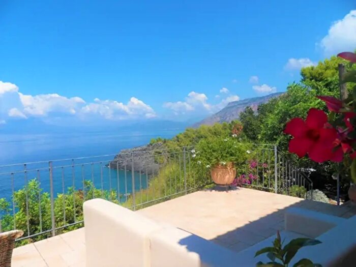 Casa con 6 locali in vendita in Ss, Maratea