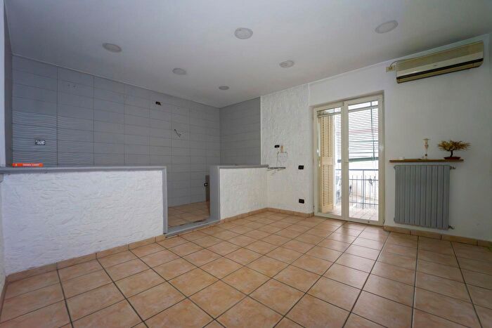 Appartamento quadrilocale in vendita in Via Enrico Toti, Casoria