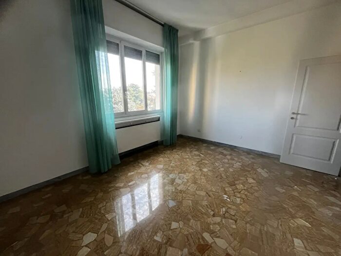 Appartamento trilocale in affitto in Via Lombardia, Bologna