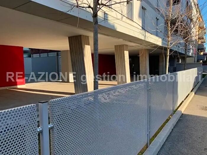 Appartamento quadrilocale in affitto in Via Boito, Vicenza