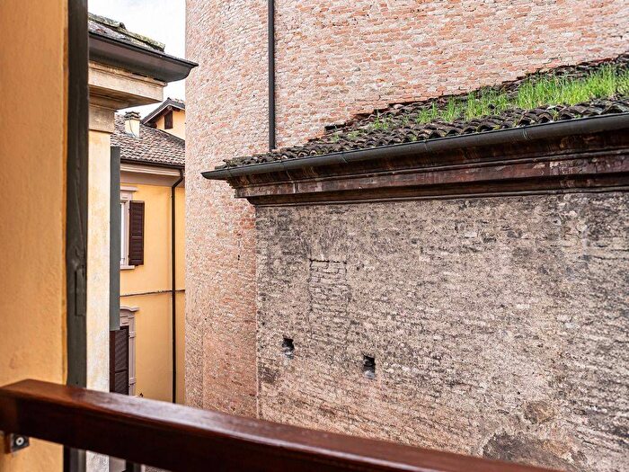 Casa trilocale in affitto in Centro Storico, Reggio Emilia