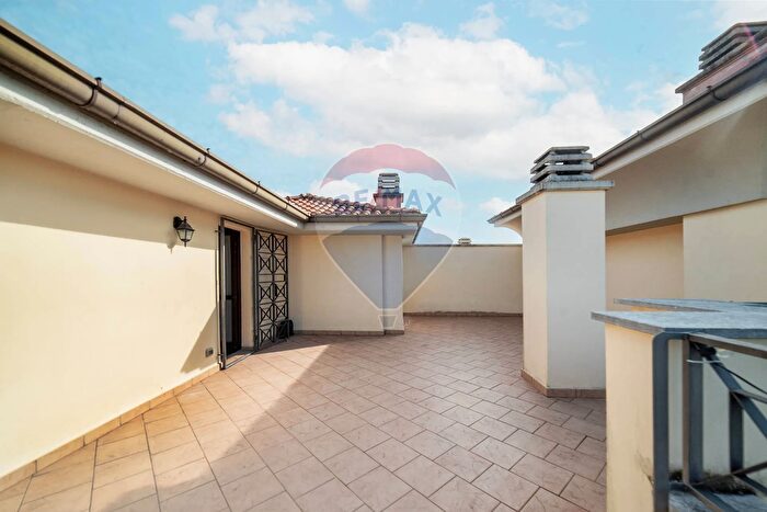 Appartamento trilocale in vendita in Via della Liberazione, Cambiago