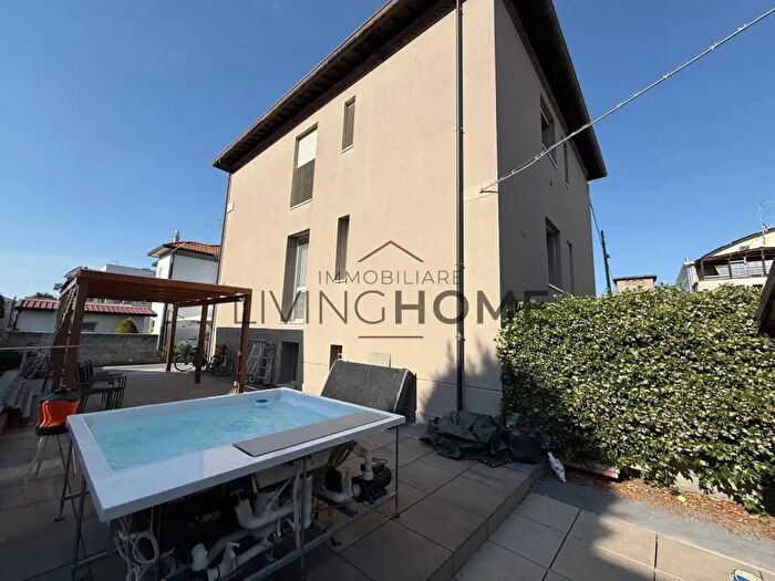 Casa con 5 locali in vendita in Via Forlimpopoli, Cesena