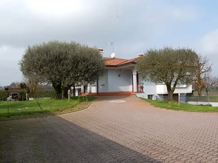 Casa con 5 locali in vendita in Pianiga