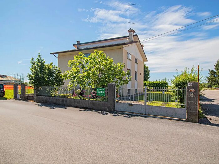 Casa con 8 locali in vendita in Via Beltramini, Povoletto
