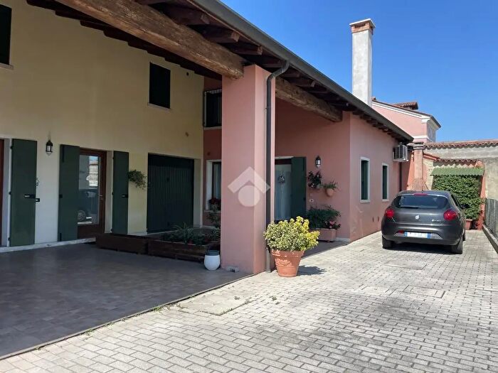 Casa trilocale in vendita in Cittadella