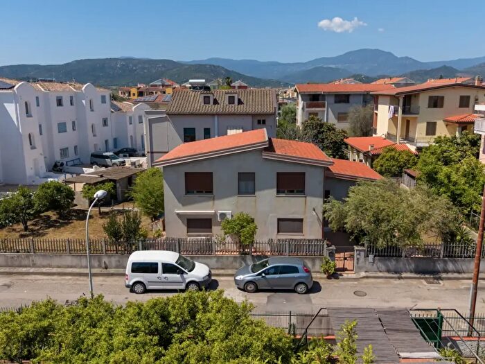 Casa con 5 locali in vendita in Via Mascia a, Tortoli