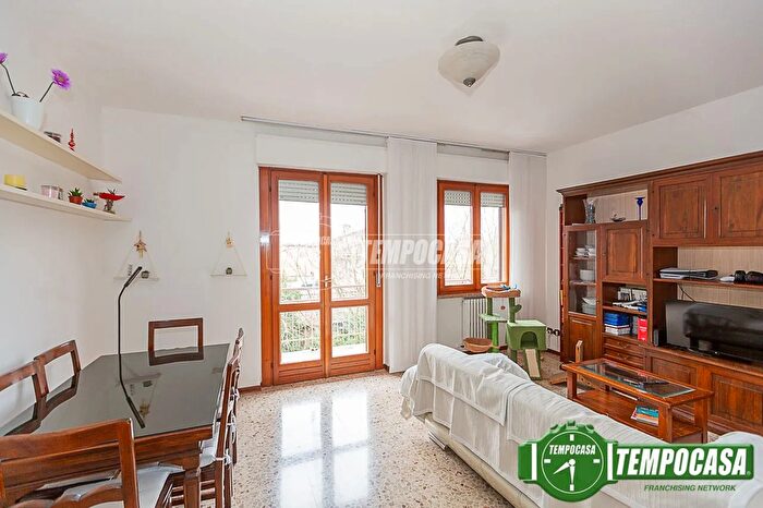 Appartamento trilocale in vendita in Spino DAdda