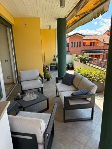 Appartamento con 6 locali in vendita in Via Goffredo Mameli, Castelnuovo Rangone