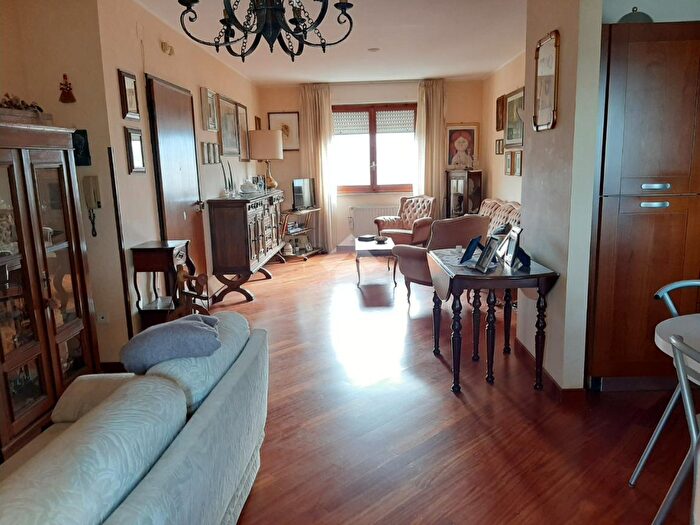 Appartamento quadrilocale in vendita in Via Mario Pratesi, Terni