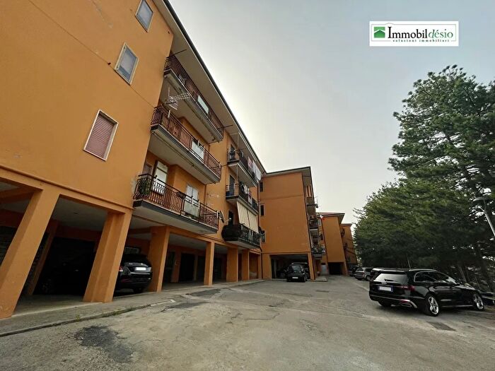 Casa con 5 locali in vendita in Via Giovanni XXIII Picerno, Picerno