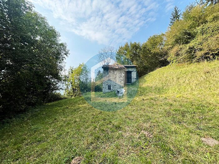 Casa in vendita in Località Ponsano, Bossico