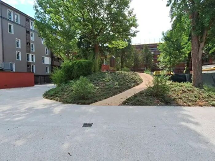Appartamento quadrilocale in vendita in Via Ganaceto, Modena