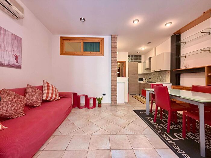 Appartamento trilocale in vendita in Via V Porcile, Cagliari