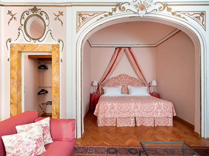 Appartamento quadrilocale in affitto in Santa Croce, Firenze