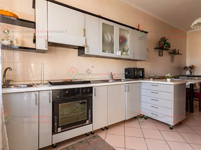 Appartamento quadrilocale in vendita in Siracusa