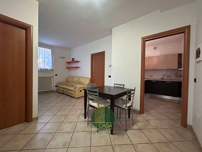 Appartamento bilocale in affitto in Via Milano, Centro, Lomazzo