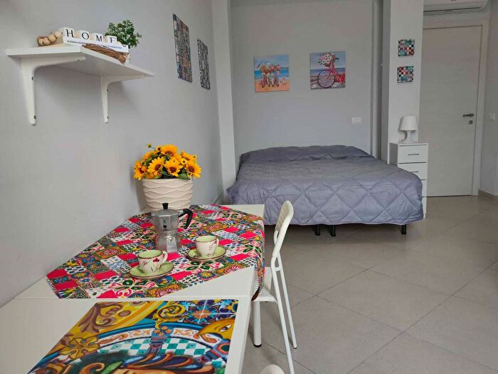 Appartamento in affitto in Via Rosario Gregorio, Oreto Perez, Palermo