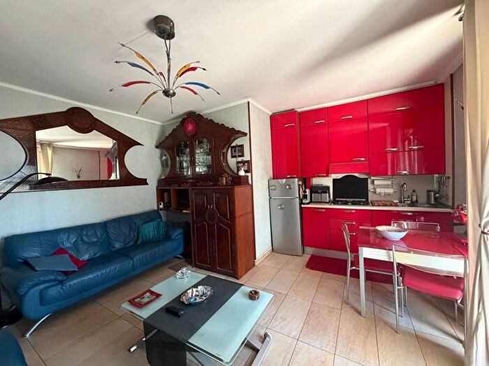 Appartamento bilocale in affitto in Via Giuseppe Di Vittorio, Centro, San Donato Milanese