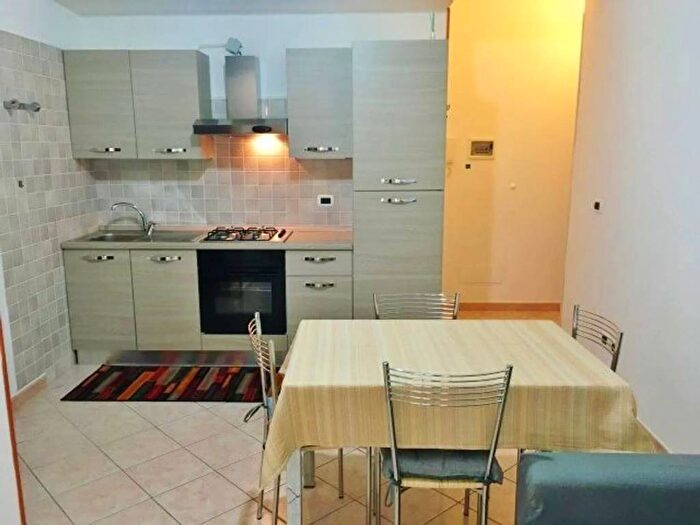 Appartamento trilocale in affitto in Corso Europa, Borghetto Santo Spirito