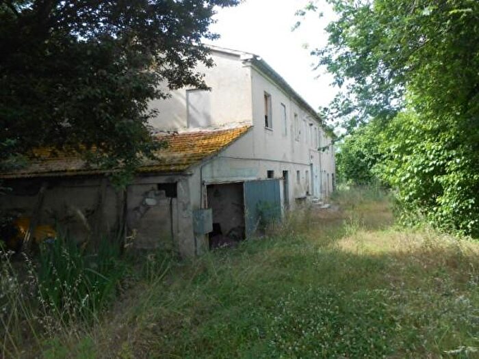 Casa con 6 locali in vendita in Via Aroli, Monsano
